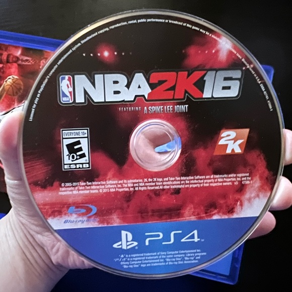 PS4 NBA 2K16 Game - Picture 4 of 5